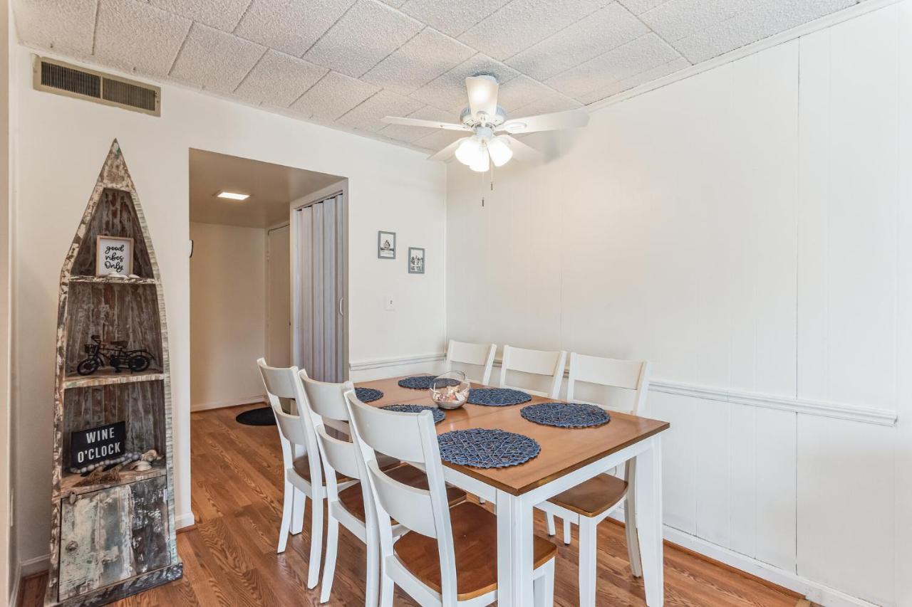 Fun & Comfy Beachside Getaway ~ King Bed ~ Balcony Ocean City Kültér fotó