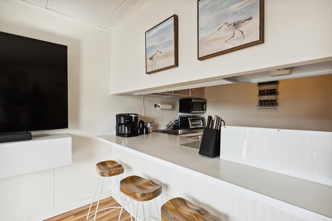 Fun & Comfy Beachside Getaway ~ King Bed ~ Balcony Ocean City Kültér fotó