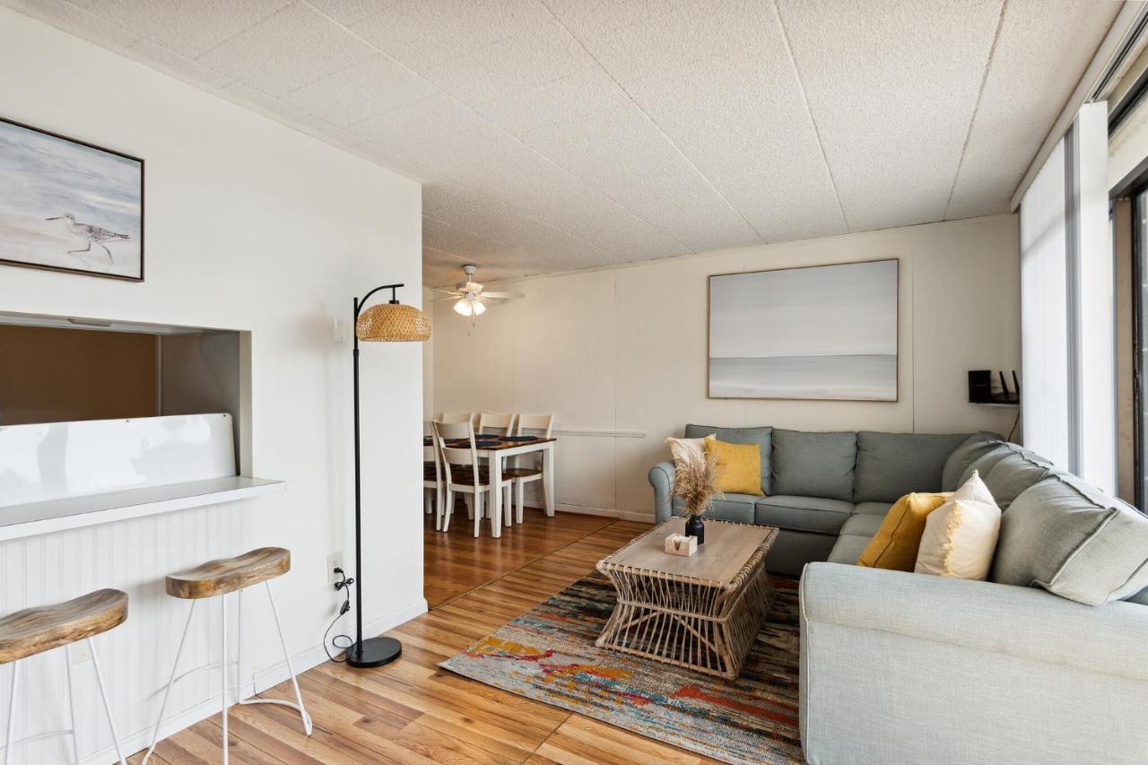 Fun & Comfy Beachside Getaway ~ King Bed ~ Balcony Ocean City Kültér fotó